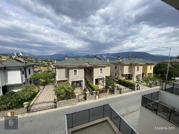 Milas'ta Tripleks 4+1 Doğa Manzaralı Villa Harmaya Real Estate