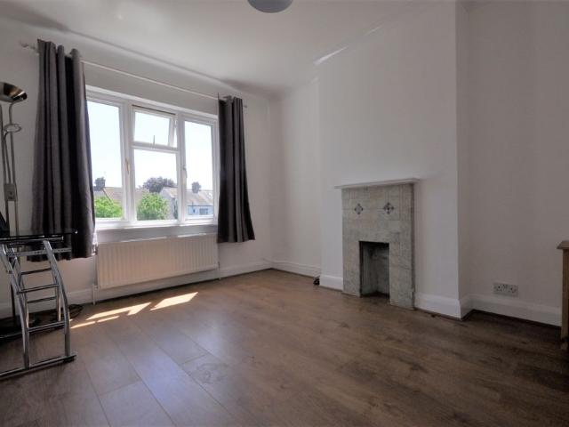Milborough Crescent, London, SE12 0RW