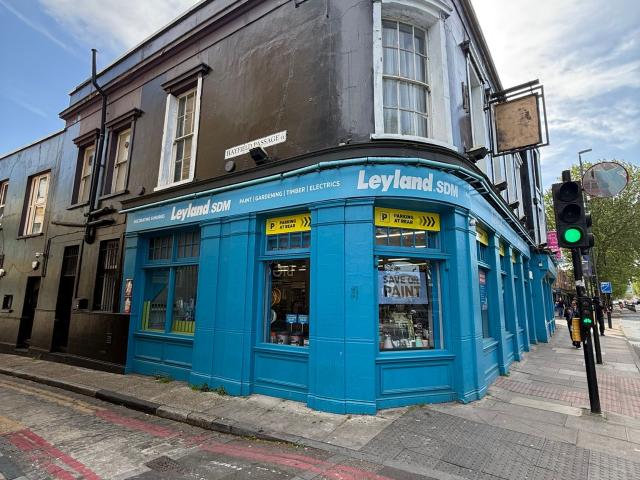Mile End Road London E1 4LJ Century 21 United Kingdom
