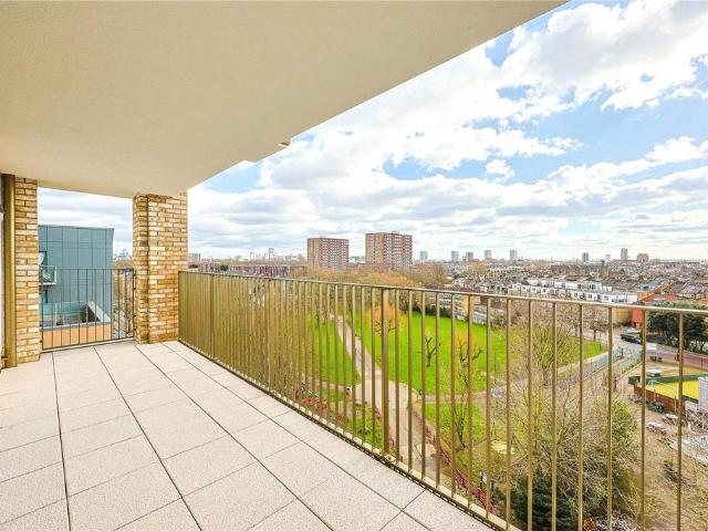 Mile Walk, London, NW6 2 bed apartment to rent £2,900 pcm £669 pw
