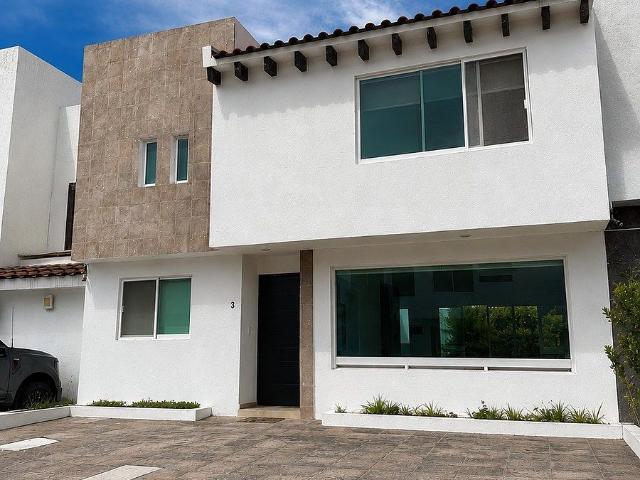 MILENIO ALBORADA RENTA EXCELENTE CASA