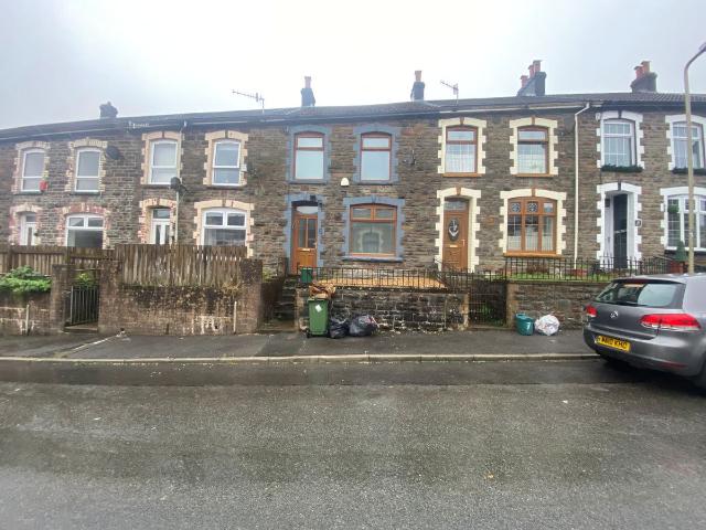 Miles Street, Ferndale CF43, 3 bed property to rent, £800 pcm | PrimeLocation
