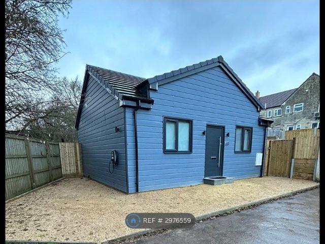 Milford Avenue, Bristol BS30, 1 bed bungalow to rent, £1,150 pcm | PrimeLocation