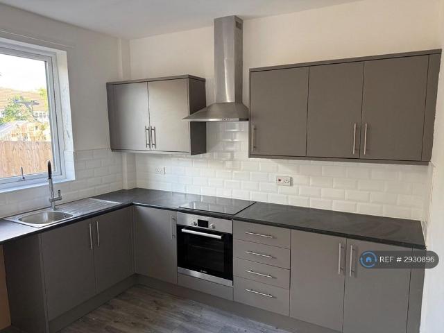 Milgate St, Barnsley, S71 3 bed terraced house to rent £895 pcm £207 pw