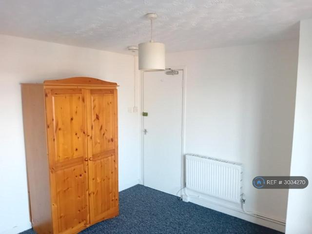 Military Road, Colchester, CO1 1 bed in a house share to rent £495 pcm £114 pw