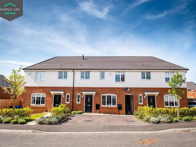 Milkstone Road, Rochdale, OL11 3 bed terraced house to rent £1,320 pcm £305 pw