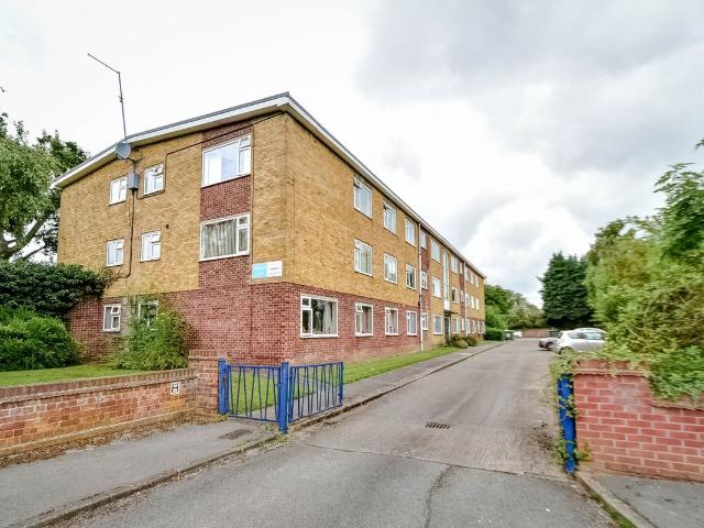 Mill Beck Court, Lawson Avenue, Cottingham, East Yorkshire HU16, 2 bed flat to rent, £625 pcm | PrimeLocation