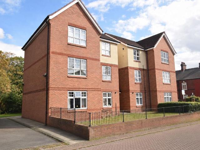 Mill Chase Gardens, Wakefield WF2, 2 bed flat to rent, £830 pcm | PrimeLocation