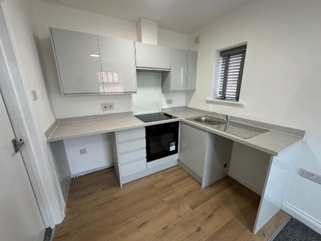 Mill Gate, Newark NG24, 1 bed flat to rent, £675 pcm | PrimeLocation