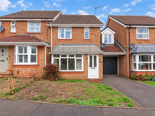 Mill Green, Binfield, Bracknell RG42, 3 bed semi detached house to rent, £2,000 pcm | PrimeLocation