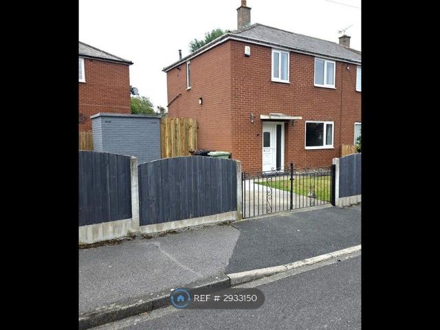 Mill Green Close, Leeds LS14, 2 bed semi detached house to rent, £975 pcm | PrimeLocation