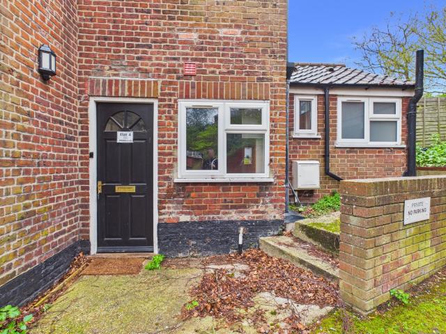 Mill Hill Road F2