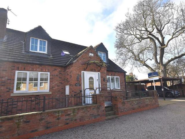 Mill House Lane, Goole 4 bed detached house to rent £1,295 pcm £299 pw