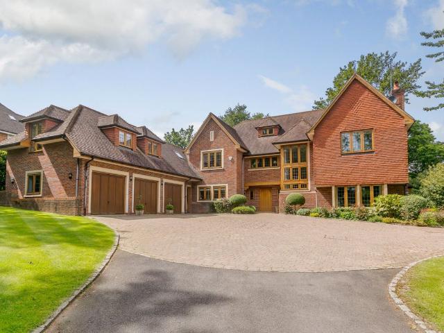 Mill Lane, Chalfont St. Giles, Buckinghamshire HP8, 6 bed detached house to rent, £8,500 pcm | PrimeLocation