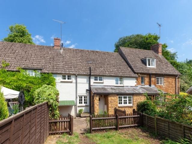 Mill Lane, Chipping Warden, Banbury OX17, 3 bed cottage to rent, £1,400 pcm | PrimeLocation