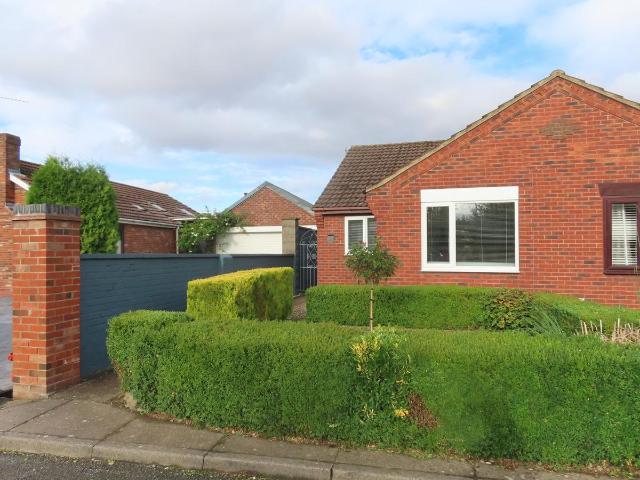 Mill Lane, Broughton DN20, 2 bed bungalow to rent, £795 pcm | PrimeLocation
