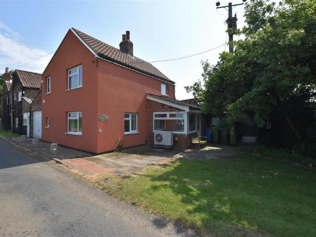 Mill Lane, Lelley 3 bed cottage to rent £875 pcm £202 pw