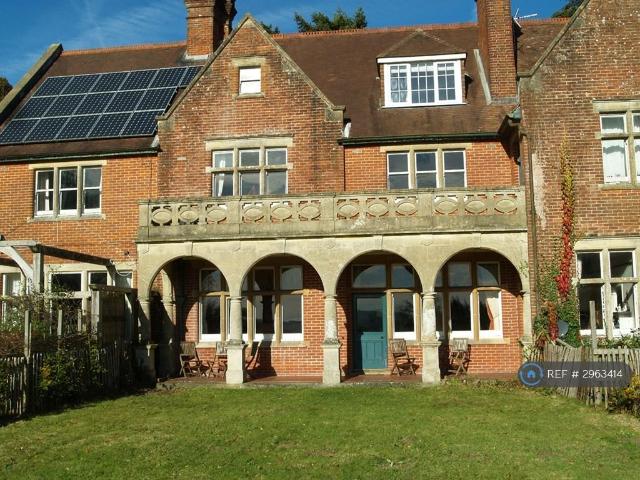 Mill Lane, Petersfield, GU32 2 bed terraced house to rent £1,590 pcm £367 pw