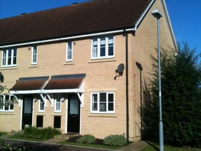 Mill Quern, Highfields Caldecote. 2 bed semi detached house to rent £1,295 pcm £299 pw
