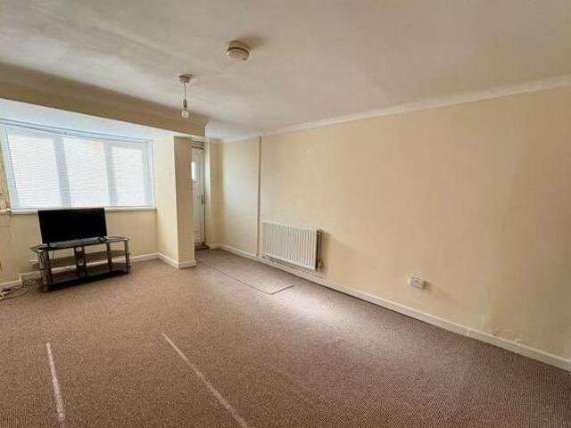 Mill Road, 1 Bedroom Flat