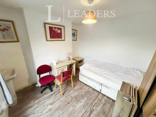 Mill Road, CB1 1 bed house to rent £750 pcm £173 pw