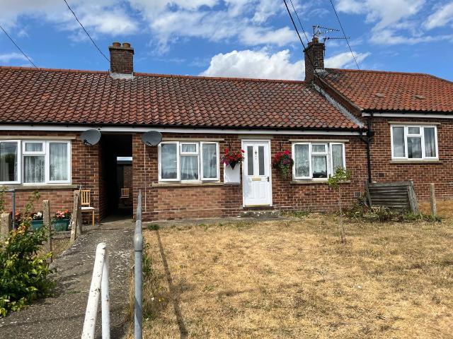 Mill Road, Banham, Norwich NR16, 1 bed bungalow to rent, £950 pcm | PrimeLocation