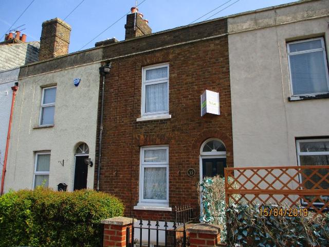 Mill Road, Gillingham ME7, 4 bed terraced house to rent, £1,525 pcm | PrimeLocation