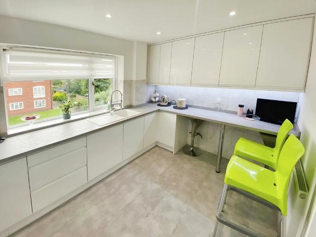 Mill Row, LINCOLN 2 bed apartment to rent £1,125 pcm £260 pw