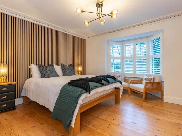 Mill Street Witney OX28 1 bed flat to rent £1,850 pcm £427 pw