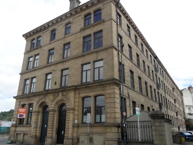 Mill Street, Bradford 1 bed apartment to rent £575 pcm £133 pw