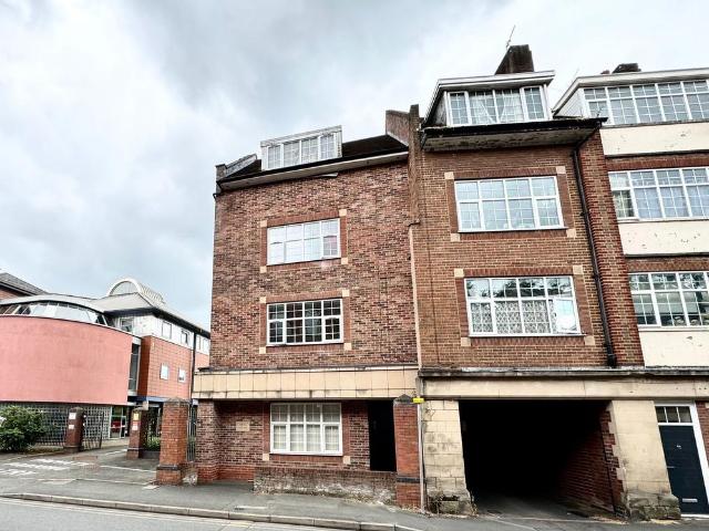 Mill Street, Kidderminster DY11 1 bed flat to rent £675 pcm £156 pw
