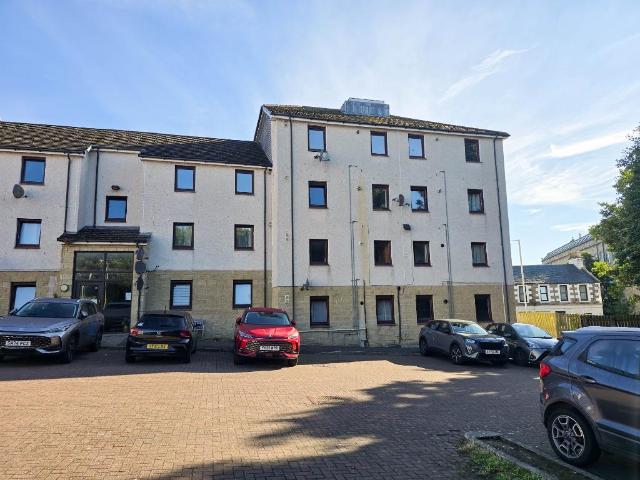 Mill Street, Kirkcaldy, KY1 2 bed flat to rent £725 pcm £167 pw