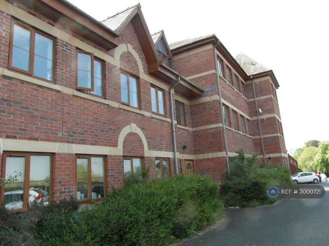 Mill Street, Redditch, B97 2 bed flat to rent £925 pcm £213 pw
