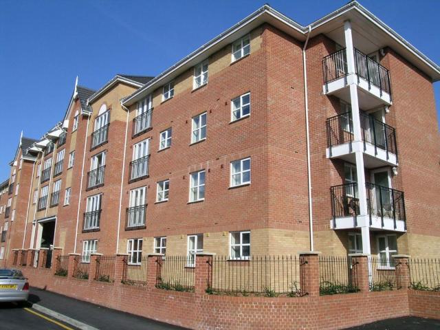 Mill Street, Slough SL2, 1 bed flat to rent, £1,050 pcm | PrimeLocation