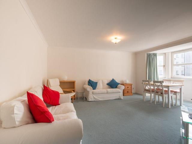 Millar Place, City of Edinburgh, EH10 5HJ, United Kingdom | 2 bed apartment for rent #107749860 | Rentberry