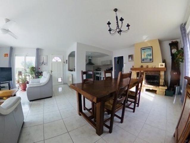 Millas Maison de plain pied avec jardin piscine et garage