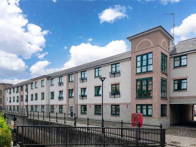 Millbank View, Grandholm Crescent. 2 bed flat to rent £825 pcm £190 pw
