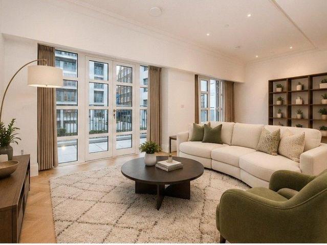 Millbank, London, SW1P 3 bed apartment to rent £11,000 pcm £2,538 pw