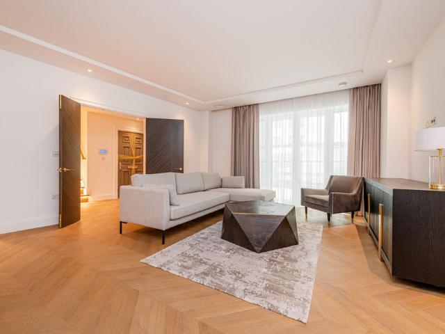 Millbank Quarter, London SW1P 2 bed apartment to rent £7,583 pcm £1,750 pw