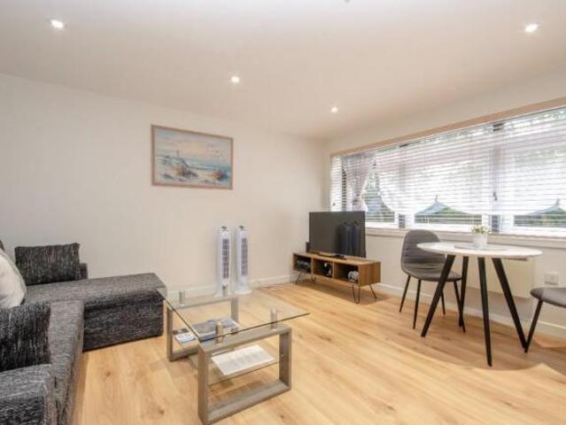 Millbrook Road East, SOUTHAMPTON, SO15 2 bed flat to rent £1,350 pcm £312 pw
