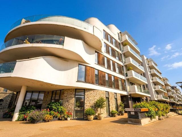 Millennium Promenade, Bristol BS1, 2 bed shared accommodation to rent, £1,750 pcm | PrimeLocation