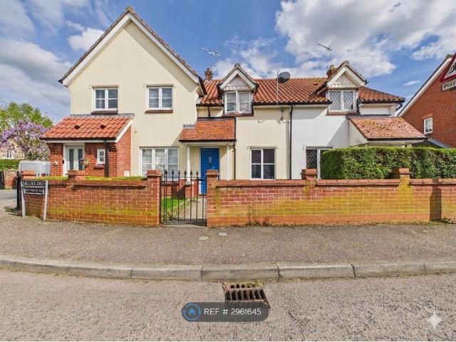 Millers Drive, Diss IP21, 2 bed terraced house to rent, £950 pcm | PrimeLocation
