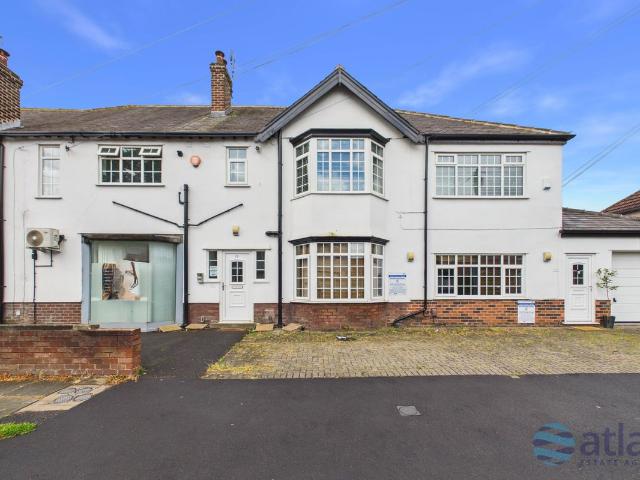 Millersdale Road, Allerton L18, 2 bed flat to rent, £1,200 pcm | PrimeLocation