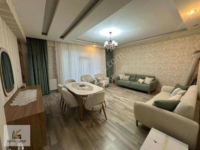 Millet Bahçesi Önünde Satılık 3+1 Lüx Daire
