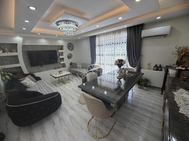 Millet Mah. Geniş Teraslı Çift Girişli Satılık Dubleks Daire
