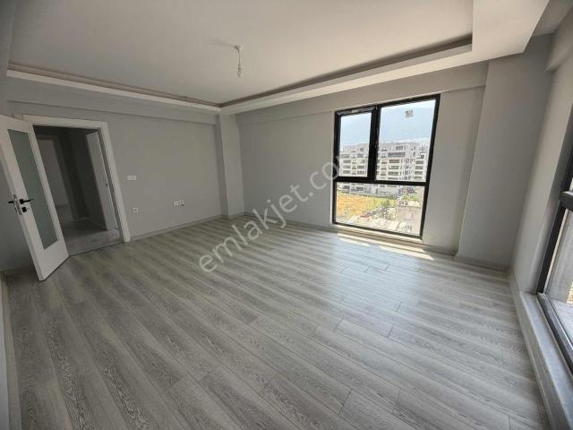 Millet Mah. Sıfır Arakat 3+1 Satılık Daire