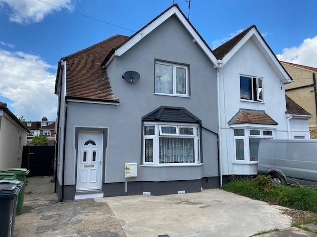 Millfield Road, Luton LU3, 3 bed semi detached house to rent, £1,500 pcm | PrimeLocation