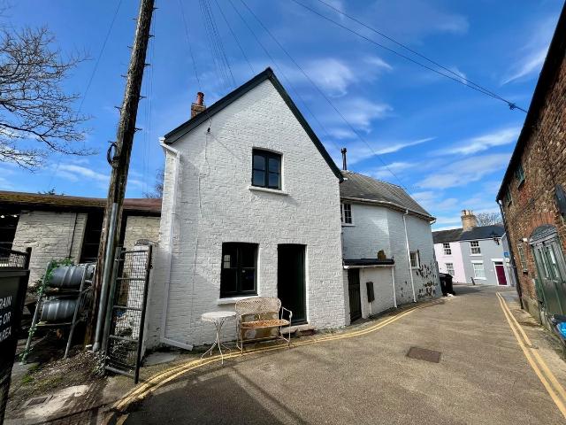 Millhams Street, Christchurch BH23, 2 bed cottage to rent, £1,300 pcm | PrimeLocation