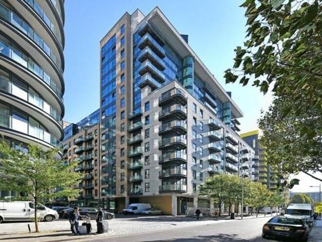 Millharbour, London E14, 1 bed flat to rent, £2,180 pcm | PrimeLocation
