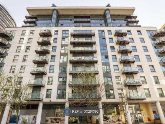 Millharbour, London E14, 2 bed flat to rent, £2,700 pcm | PrimeLocation